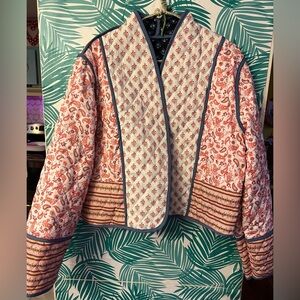 Quilted jacket reversible pink and navy cropped puffer